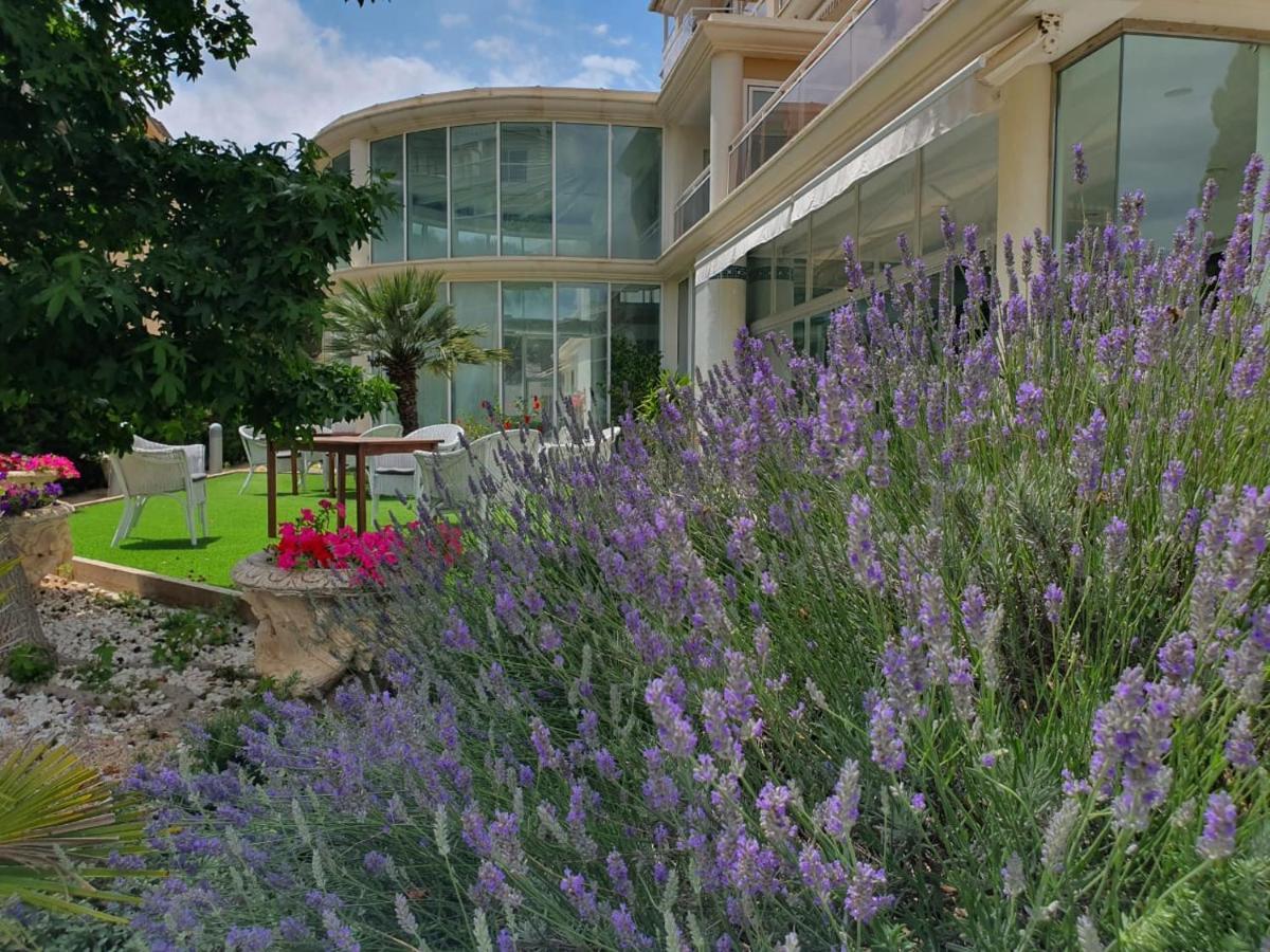 Hotel & Apartaments Thalassa Sport & Spa Росас Экстерьер фото