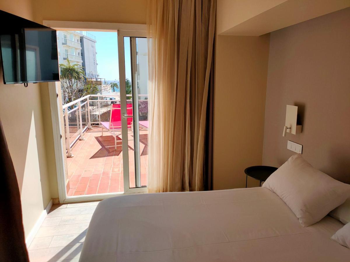 Hotel & Apartaments Thalassa Sport & Spa Росас Экстерьер фото